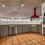 Thatched House With Pool By The Sea - Sj690 Semesterbostad *