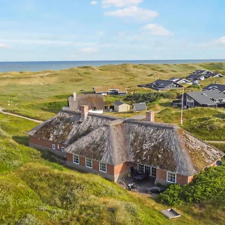 Thatched House With Pool By The Sea - Sj690 Prázdninový dům *