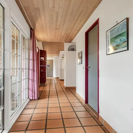 Casa vacanze Thatched House With Pool By The Sea - Sj690 *