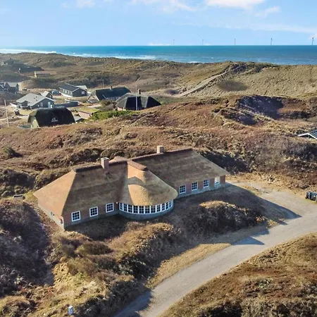 펜션 Thatched House With Pool By The Sea - Sj690 Harboør