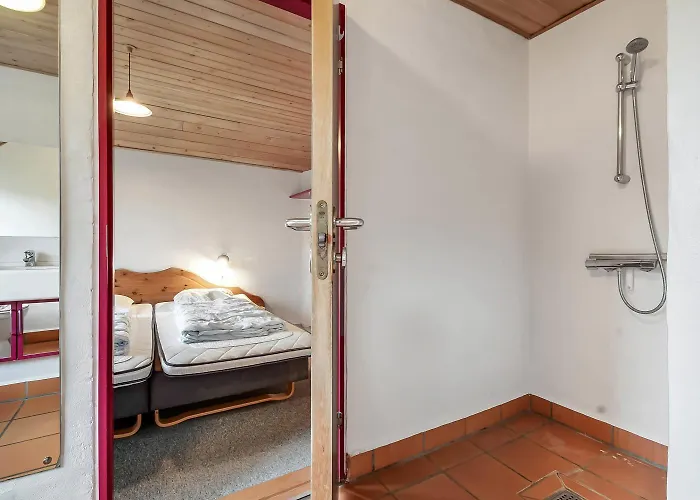 Thatched House With Pool By The Sea - Sj690 Prázdninový dům